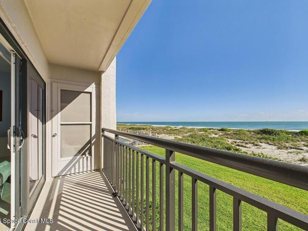 1305 S Atlantic Avenue, Cocoa Beach, FL 32931