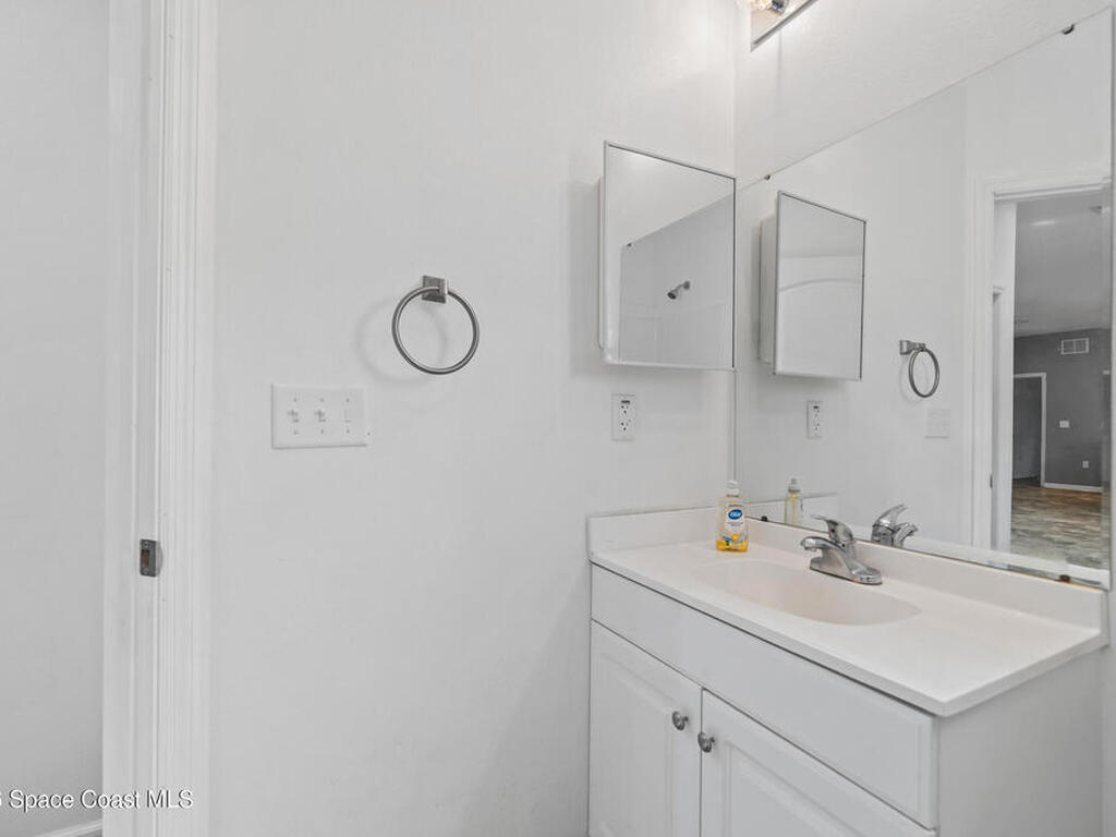 416 La Veta Drive, Melbourne, FL 32904