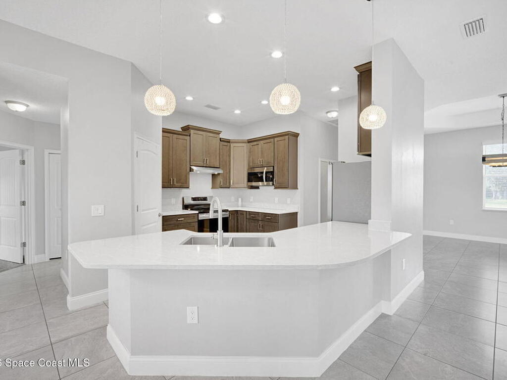 160 Bossieux Boulevard, West Melbourne, FL 32904