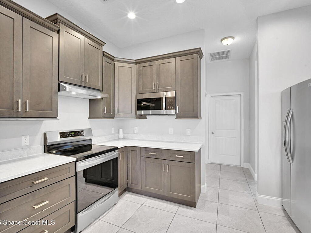 160 Bossieux Boulevard, West Melbourne, FL 32904