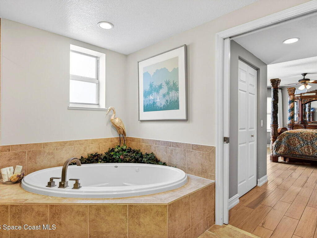 490 Sail Lane, Merritt Island, FL 32953