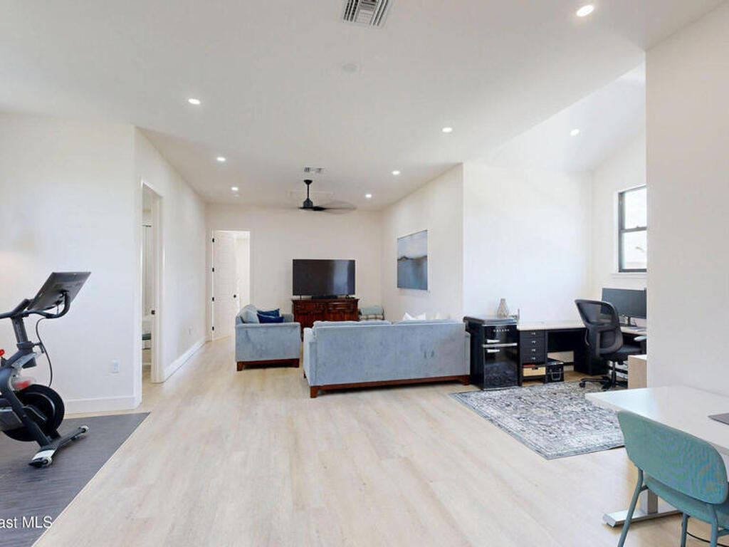 3334 N Tropical Trail, Merritt Island, FL 32953