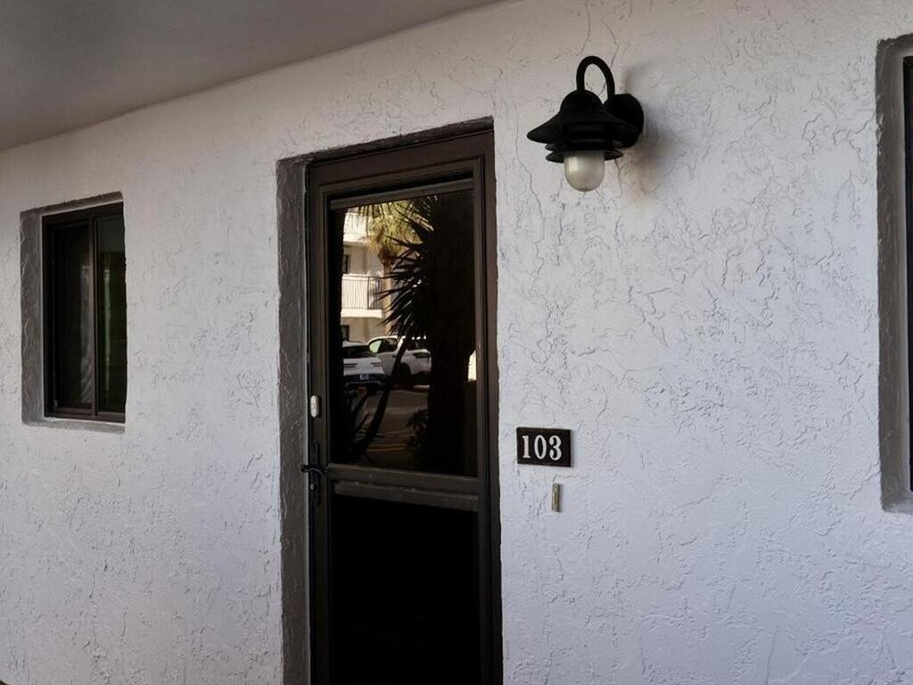 650 N Atlantic Avenue, Cocoa Beach, FL 32931