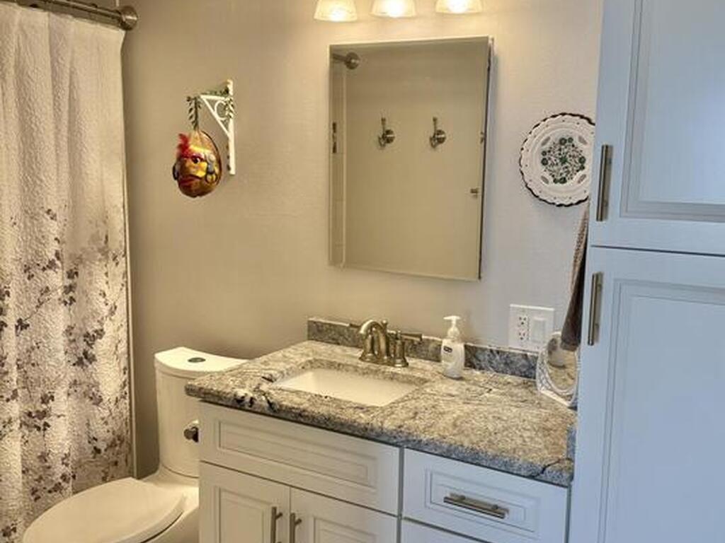 877 N Highway A1a, Indialantic, FL 32903