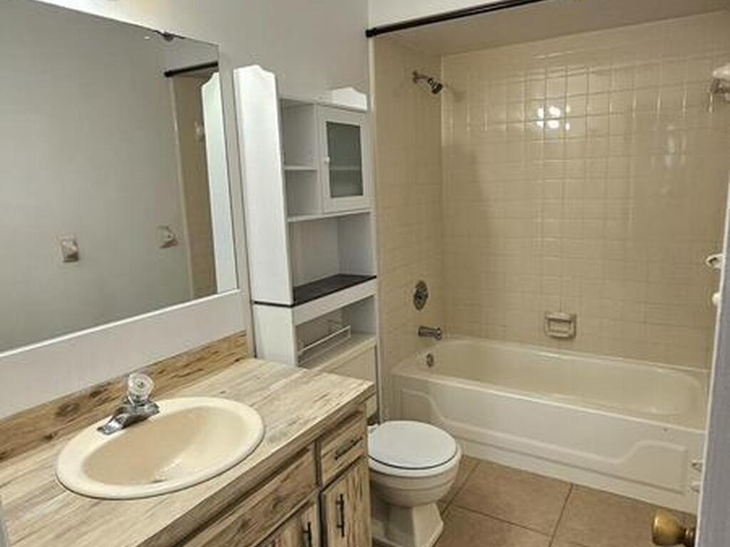 1514 Clearlake Road, Cocoa, FL 32922