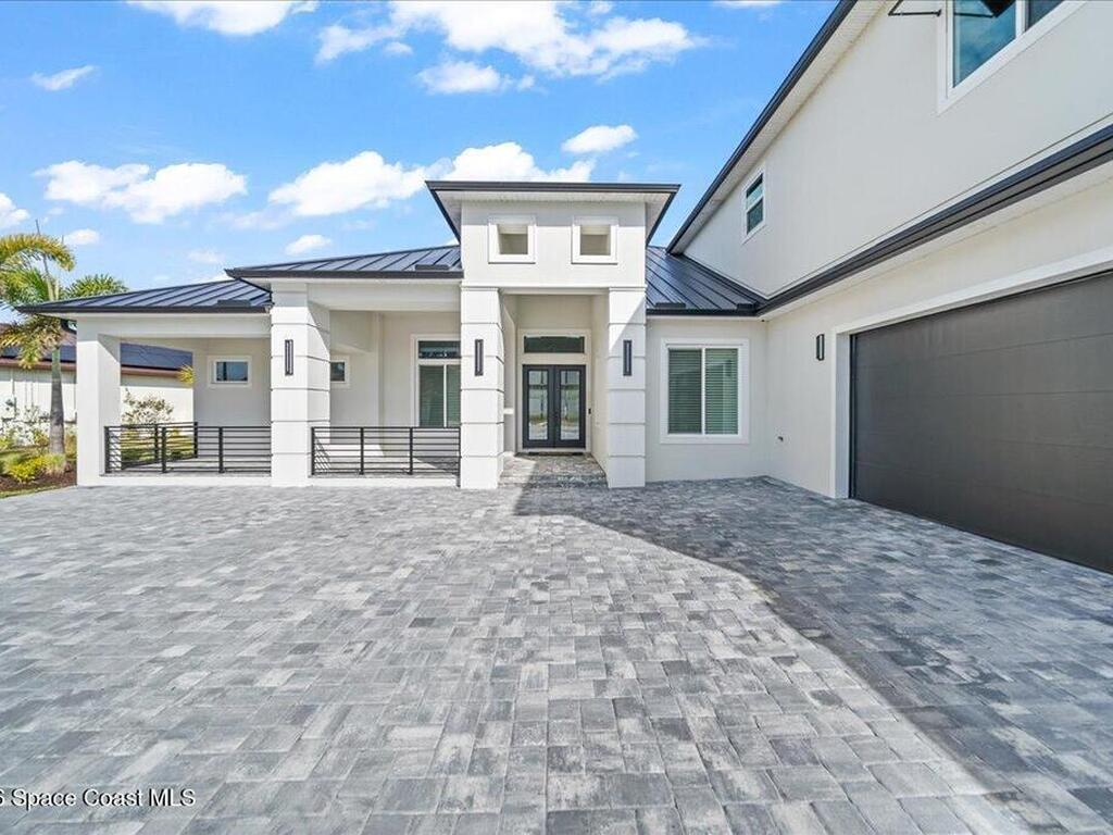 1696 Gracewood Drive, Melbourne, FL 32940