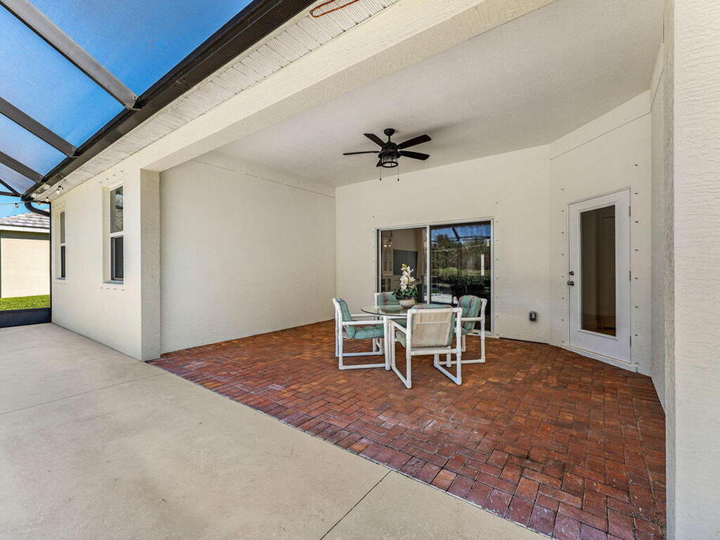 6435 Monserrat Drive, Vero Beach, FL 32967