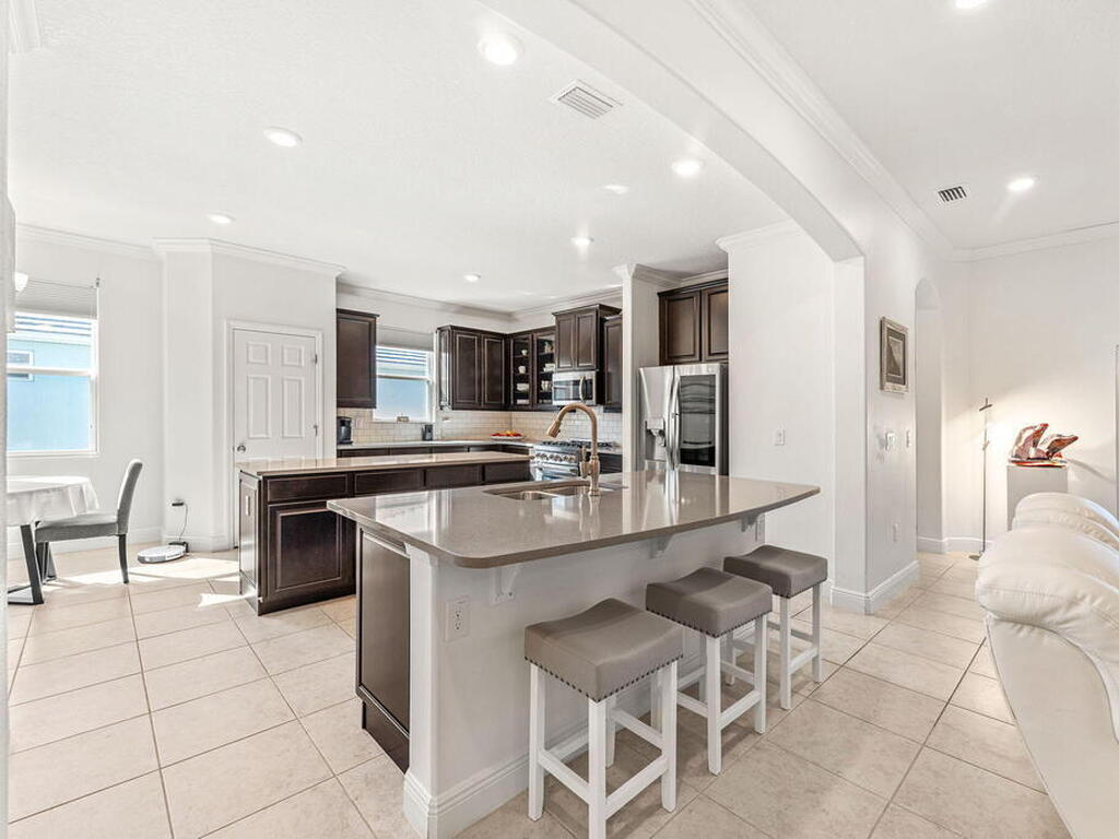 6435 Monserrat Drive, Vero Beach, FL 32967