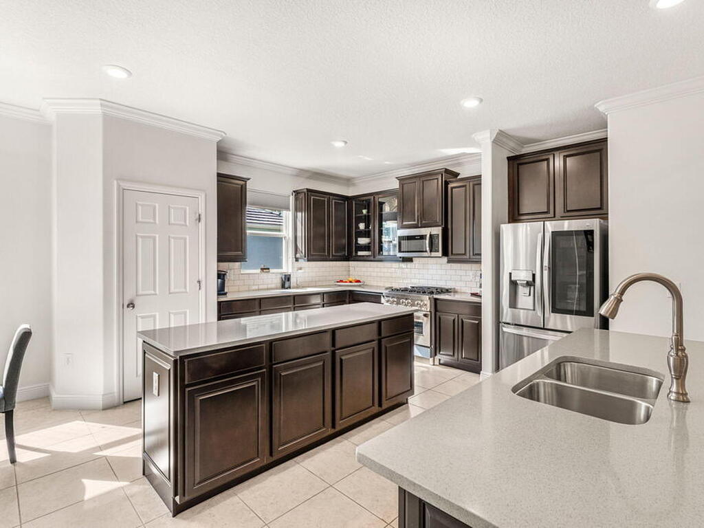 6435 Monserrat Drive, Vero Beach, FL 32967