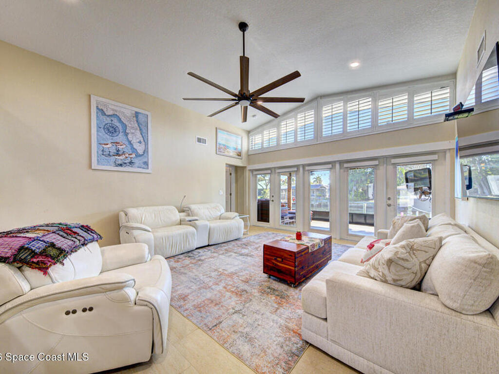 30 Westview Lane, Cocoa Beach, FL 32931