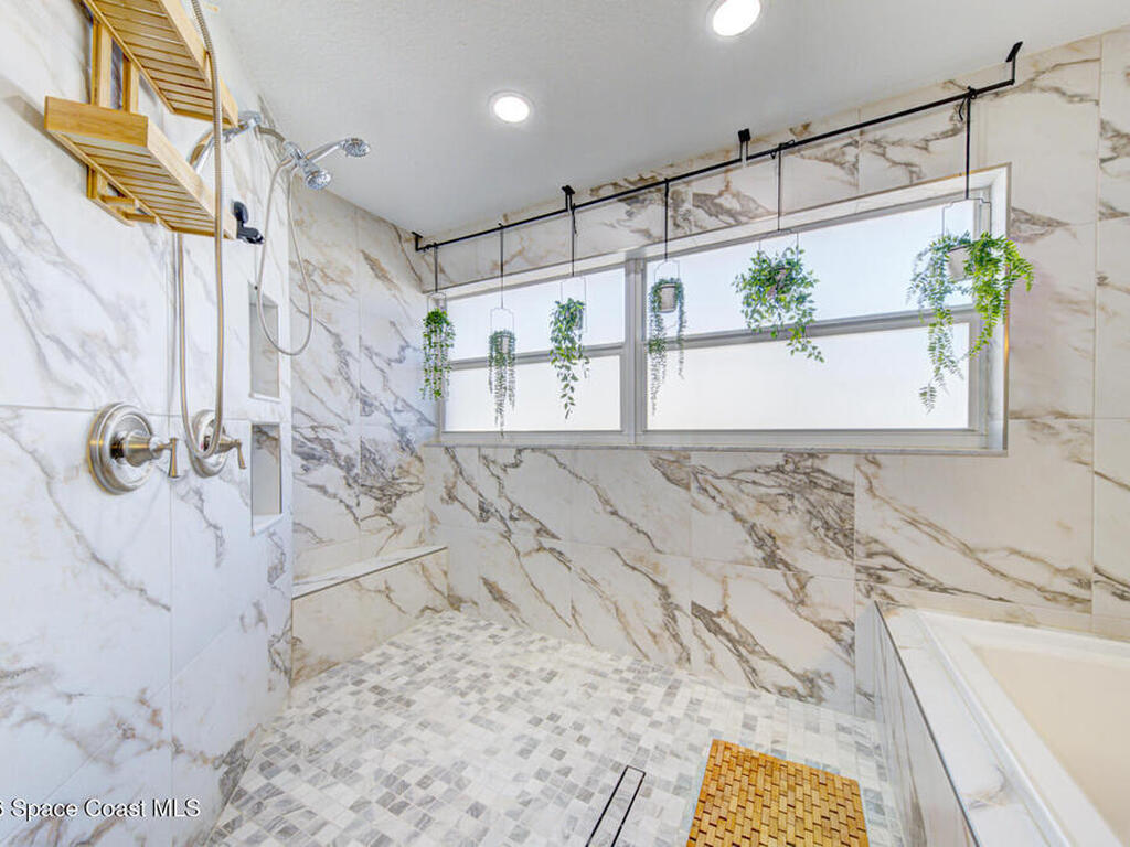 30 Westview Lane, Cocoa Beach, FL 32931