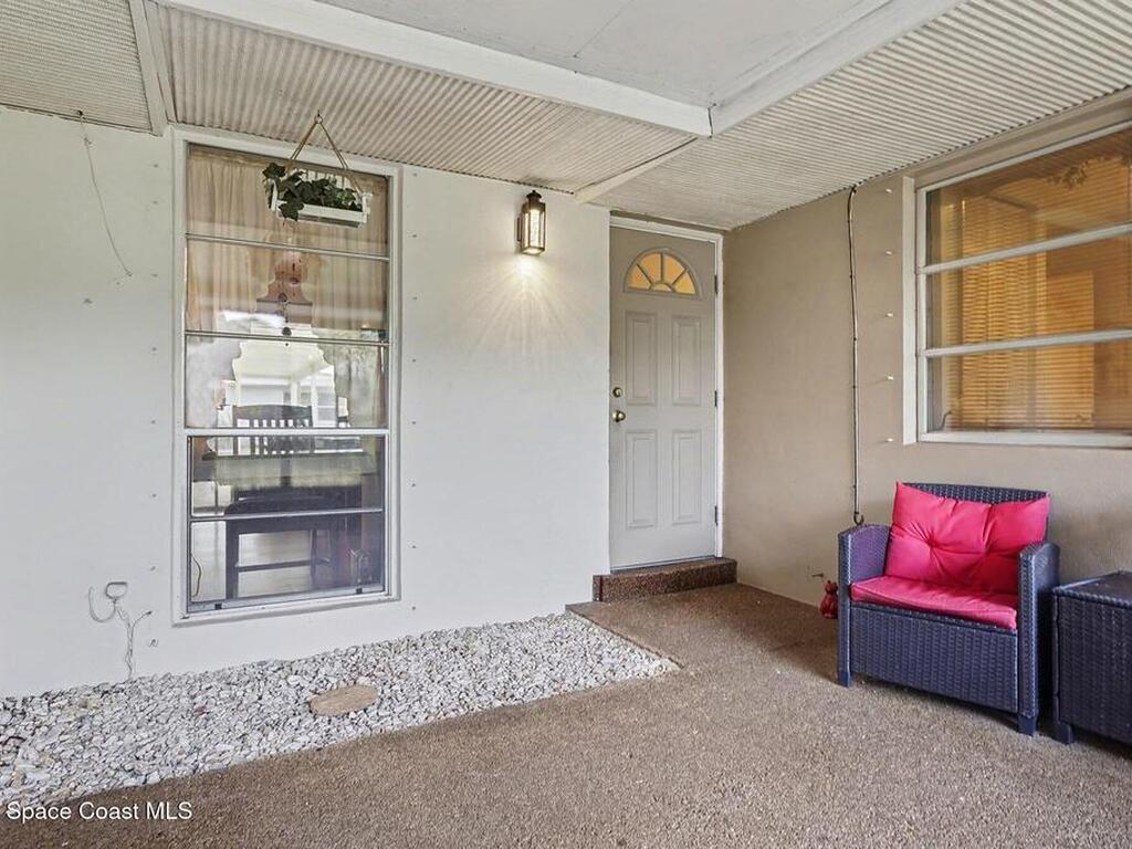 812 Port Malabar Boulevard, Palm Bay, FL 32905