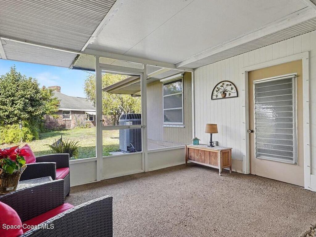 812 Port Malabar Boulevard, Palm Bay, FL 32905