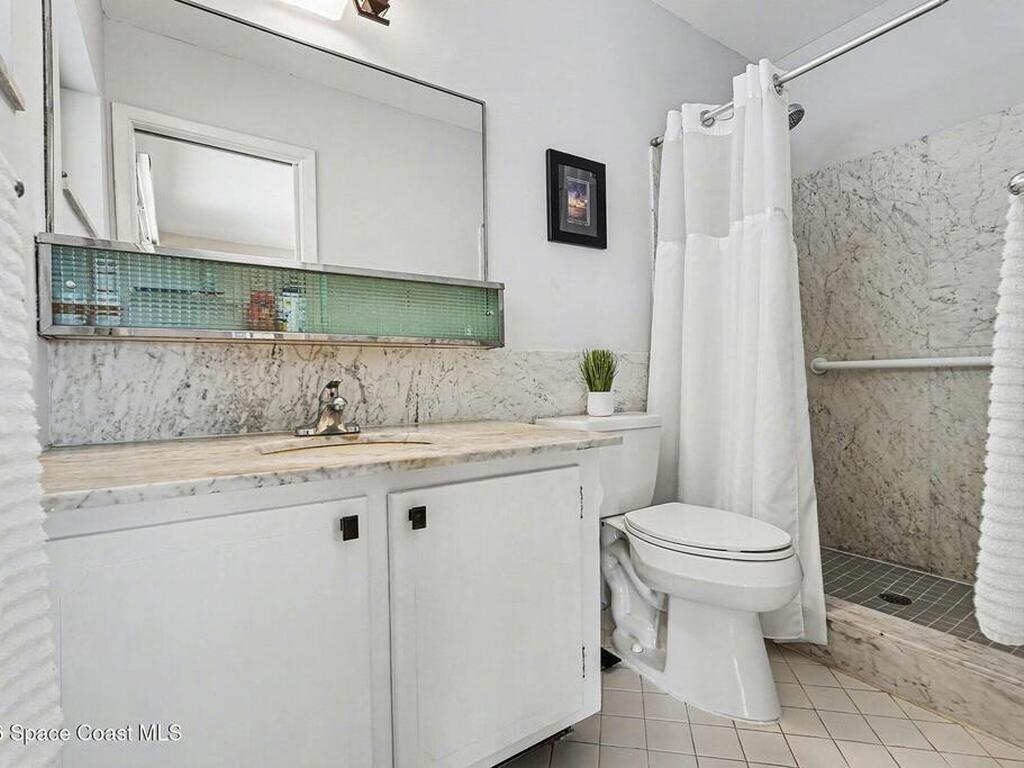 812 Port Malabar Boulevard, Palm Bay, FL 32905