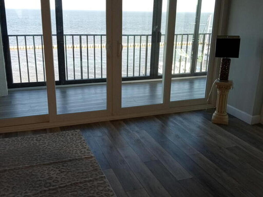 4747 S Washington Avenue, Titusville, FL 32780