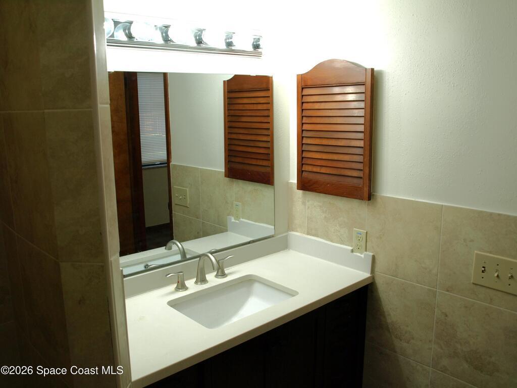 9012 Scarsdale Court, West Melbourne, FL 32904