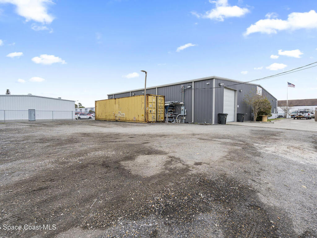 7790 Industrial Road, Melbourne, FL 32904
