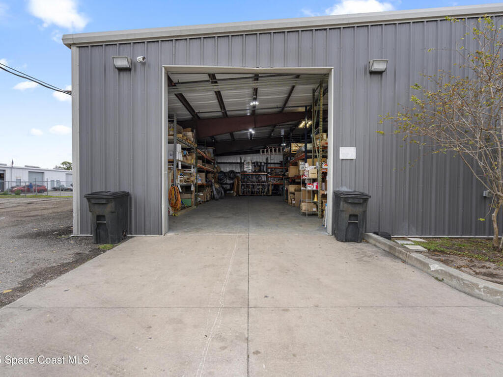 7790 Industrial Road, Melbourne, FL 32904