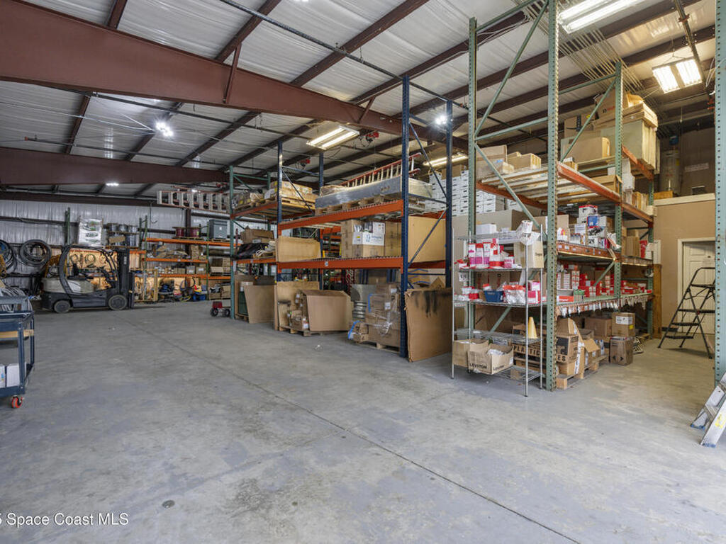 7790 Industrial Road, Melbourne, FL 32904
