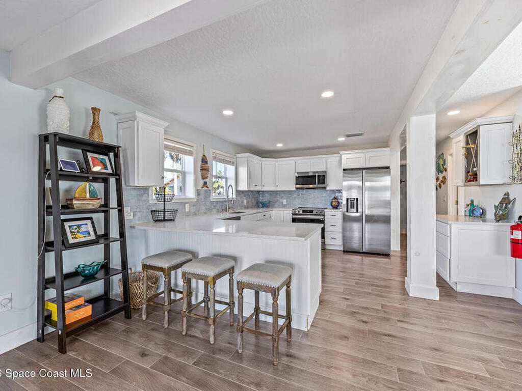 25 Vip Island, Grant, FL 32949