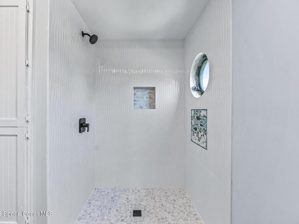 25 Vip Island, Grant, FL 32949