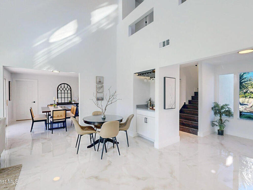 807 W Central Boulevard, Cape Canaveral, FL 32920