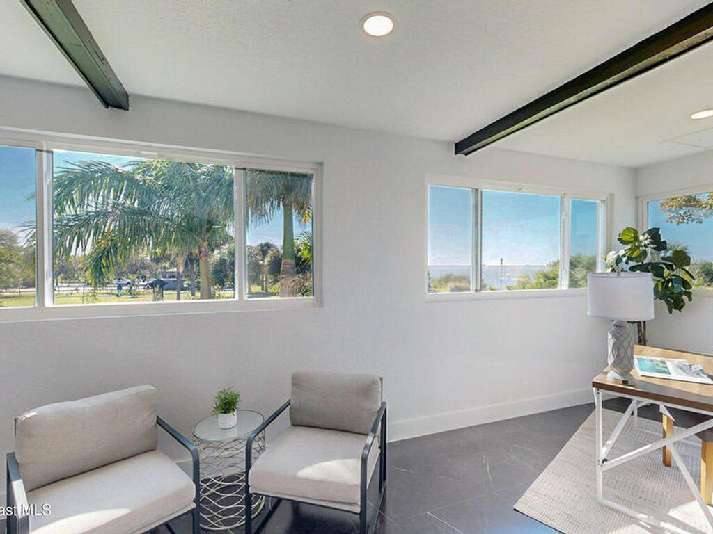 807 W Central Boulevard, Cape Canaveral, FL 32920