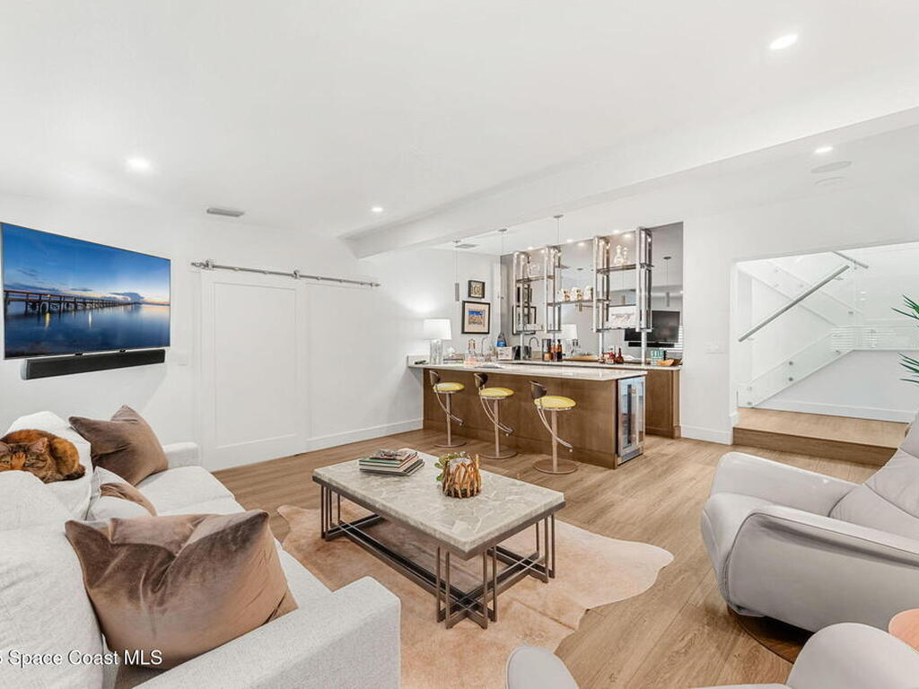 1081 S Atlantic Avenue, Cocoa Beach, FL 32931