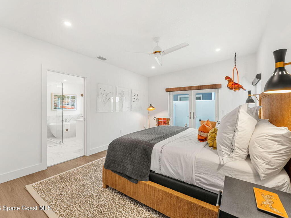 1081 S Atlantic Avenue, Cocoa Beach, FL 32931