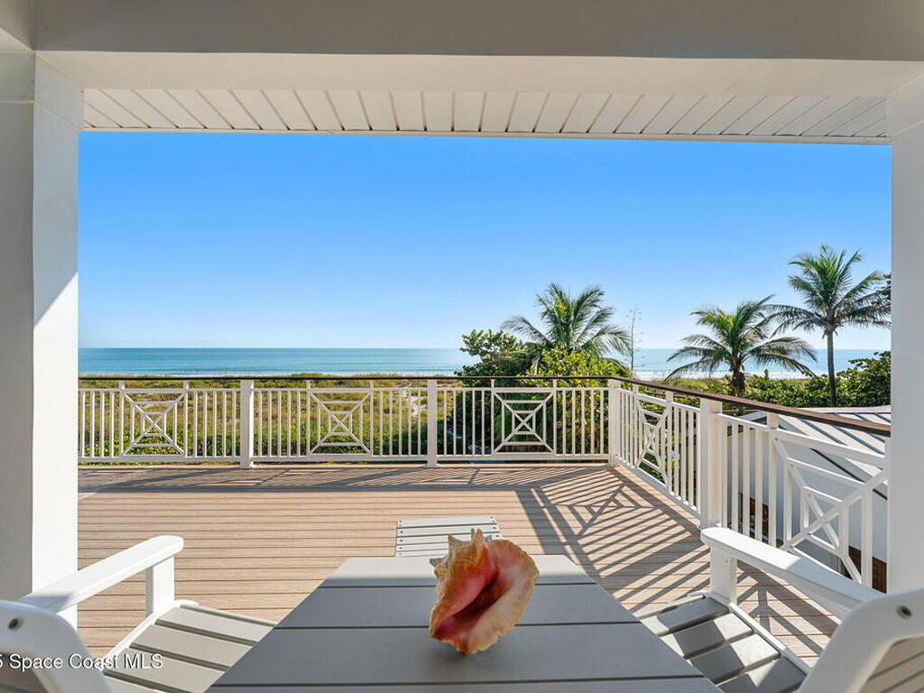 1081 S Atlantic Avenue, Cocoa Beach, FL 32931
