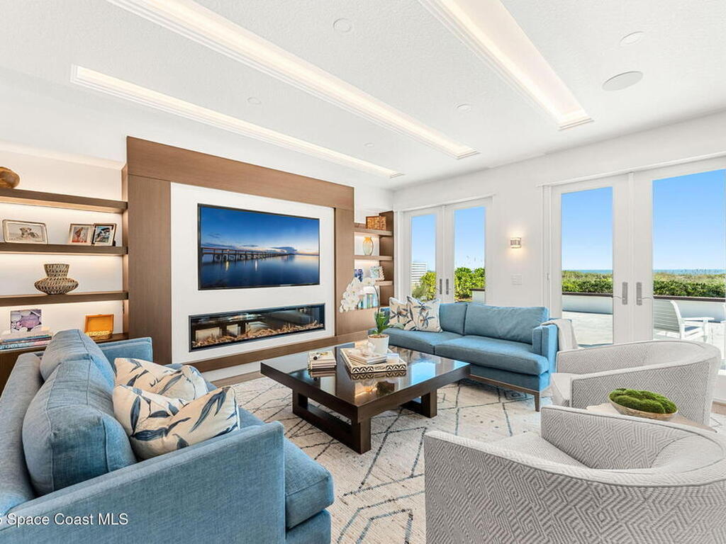 1081 S Atlantic Avenue, Cocoa Beach, FL 32931