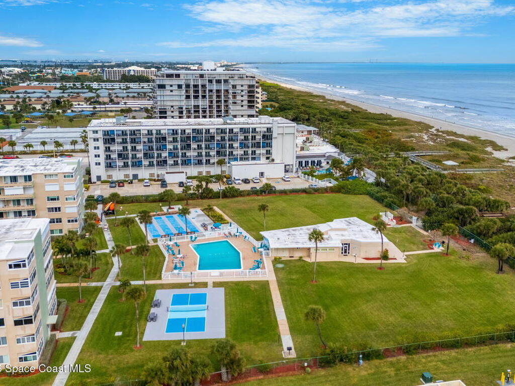 2020 N Atlantic Avenue, Cocoa Beach, FL 32931