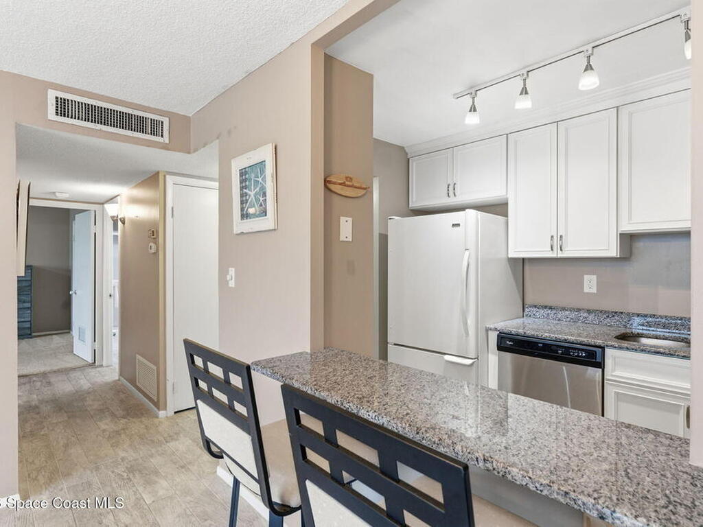 2020 N Atlantic Avenue, Cocoa Beach, FL 32931