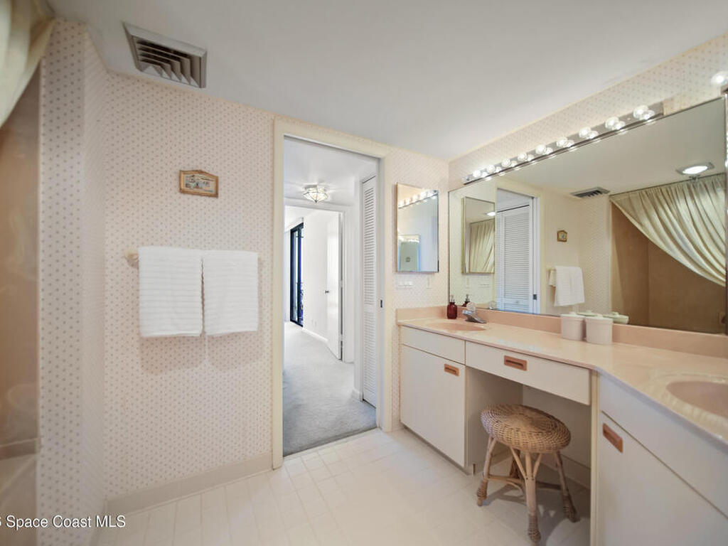 9650 S Ocean Drive, Jensen Beach, FL 34957