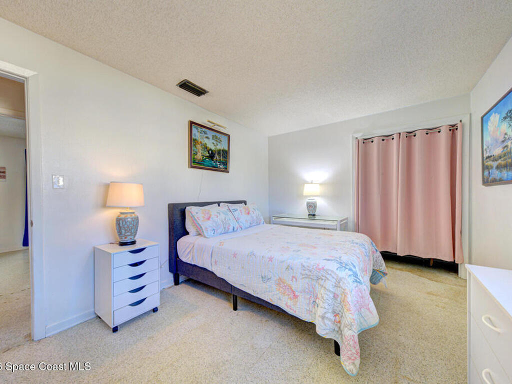 156 Jamaica Drive, Cocoa Beach, FL 32931