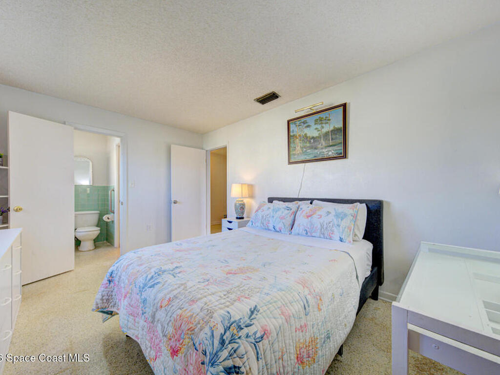 156 Jamaica Drive, Cocoa Beach, FL 32931