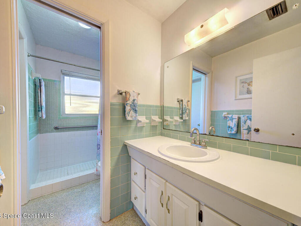 156 Jamaica Drive, Cocoa Beach, FL 32931