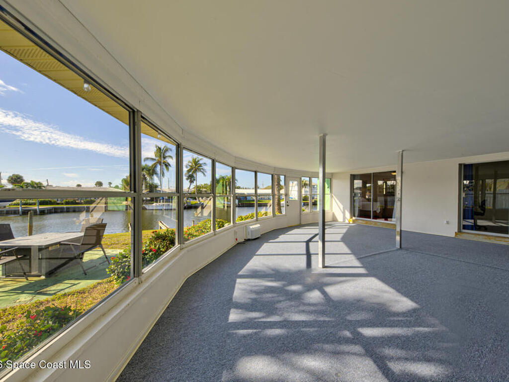 156 Jamaica Drive, Cocoa Beach, FL 32931