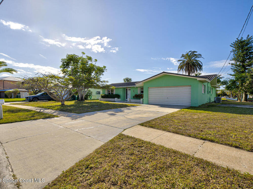 156 Jamaica Drive, Cocoa Beach, FL 32931