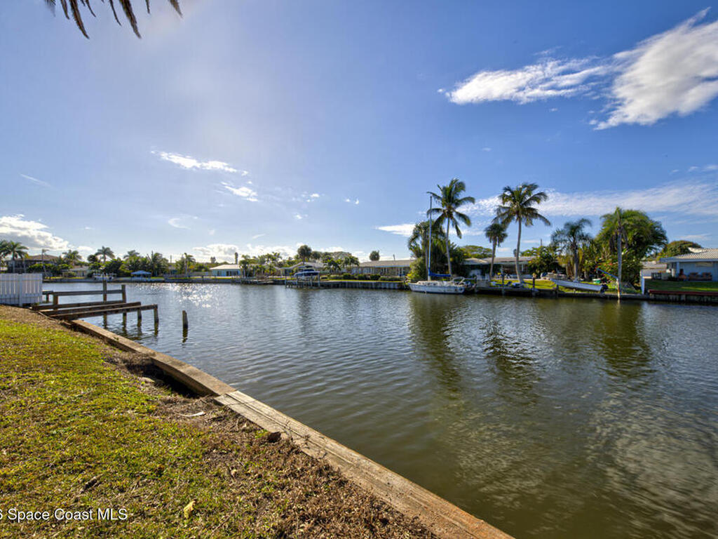 156 Jamaica Drive, Cocoa Beach, FL 32931