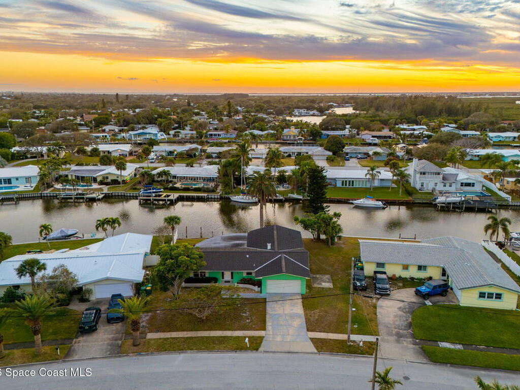 156 Jamaica Drive, Cocoa Beach, FL 32931