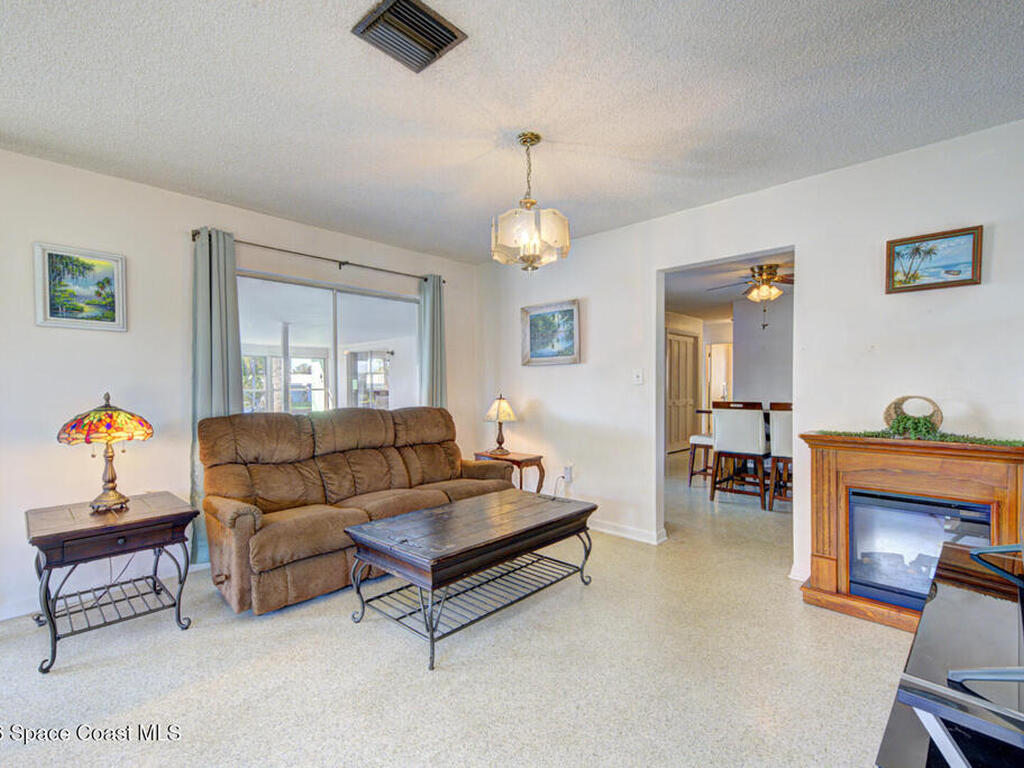 156 Jamaica Drive, Cocoa Beach, FL 32931