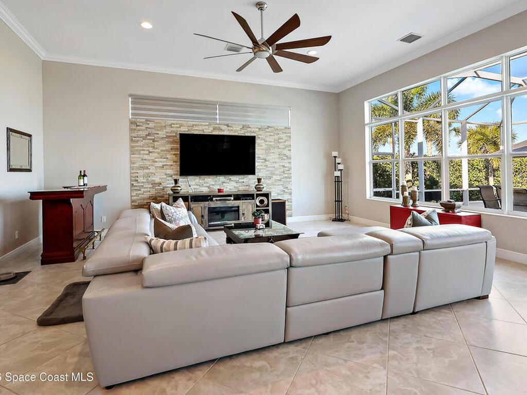 607 Yearling Trail, Sebastian, FL 32958