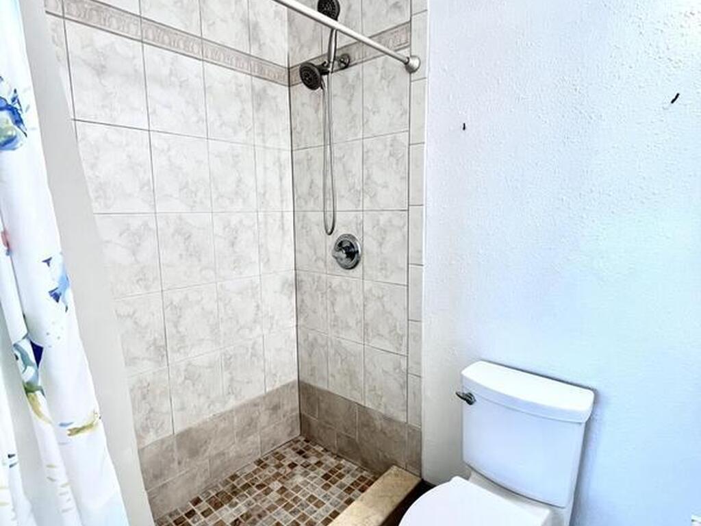 185 Palmetto Avenue, Indialantic, FL 32903