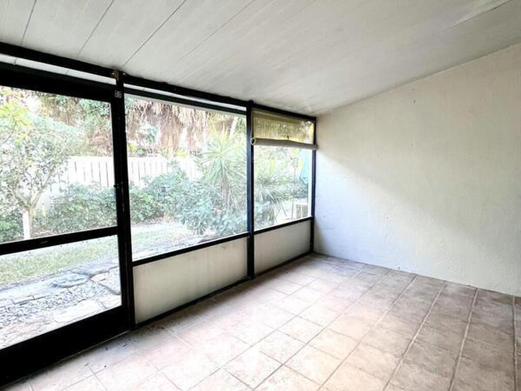 185 Palmetto Avenue, Indialantic, FL 32903