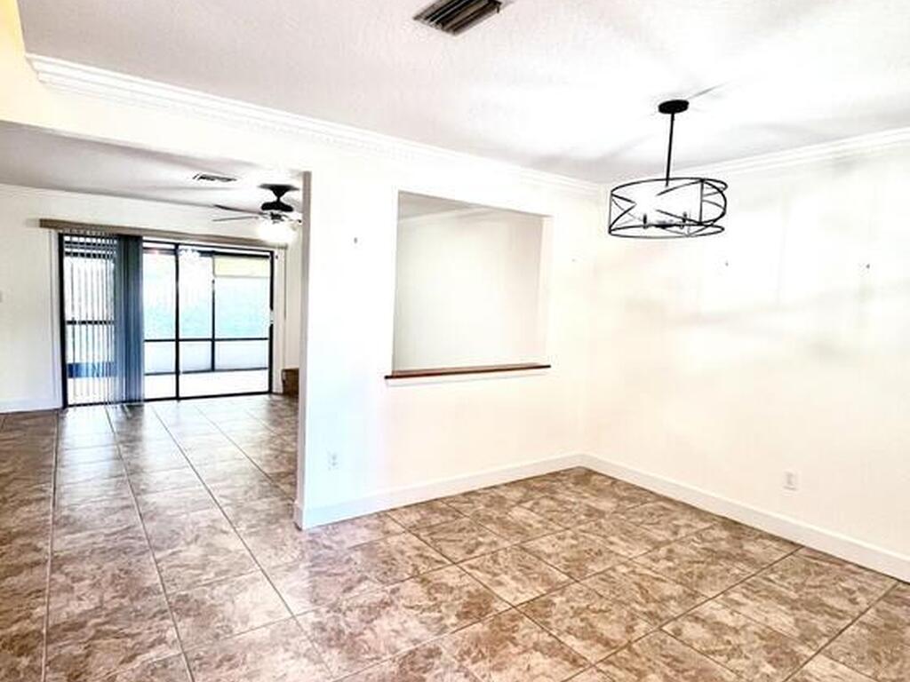 185 Palmetto Avenue, Indialantic, FL 32903