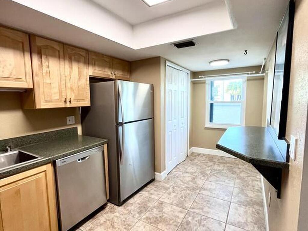 185 Palmetto Avenue, Indialantic, FL 32903