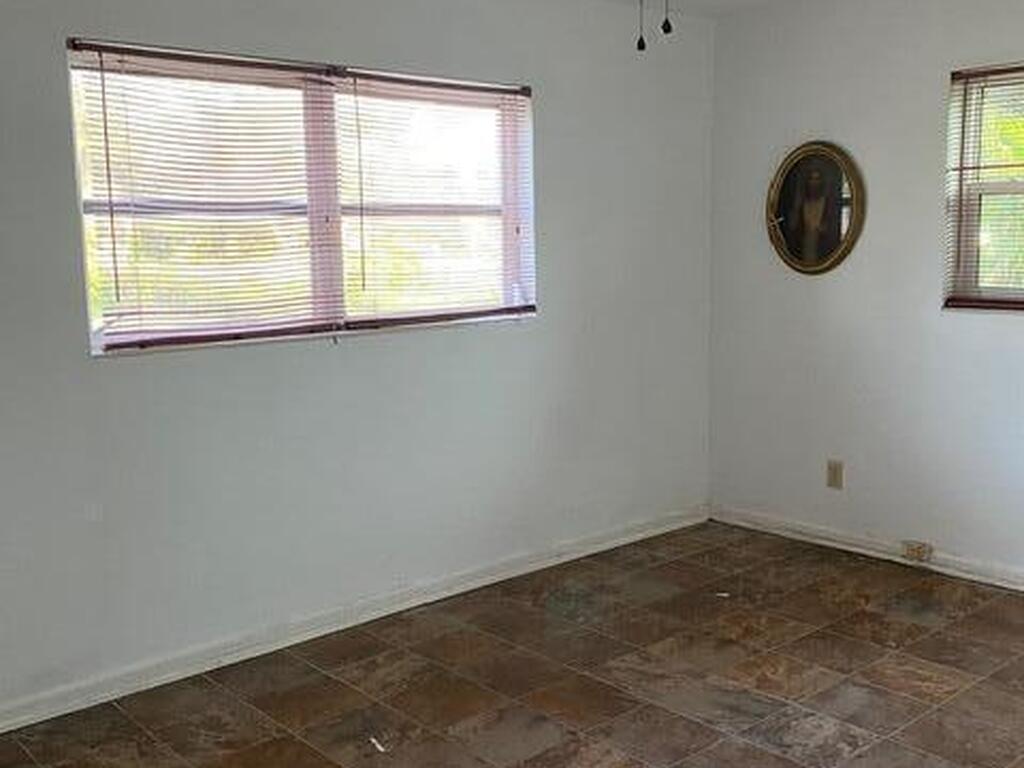 3835 Mockingbird Drive, Vero Beach, FL 32963