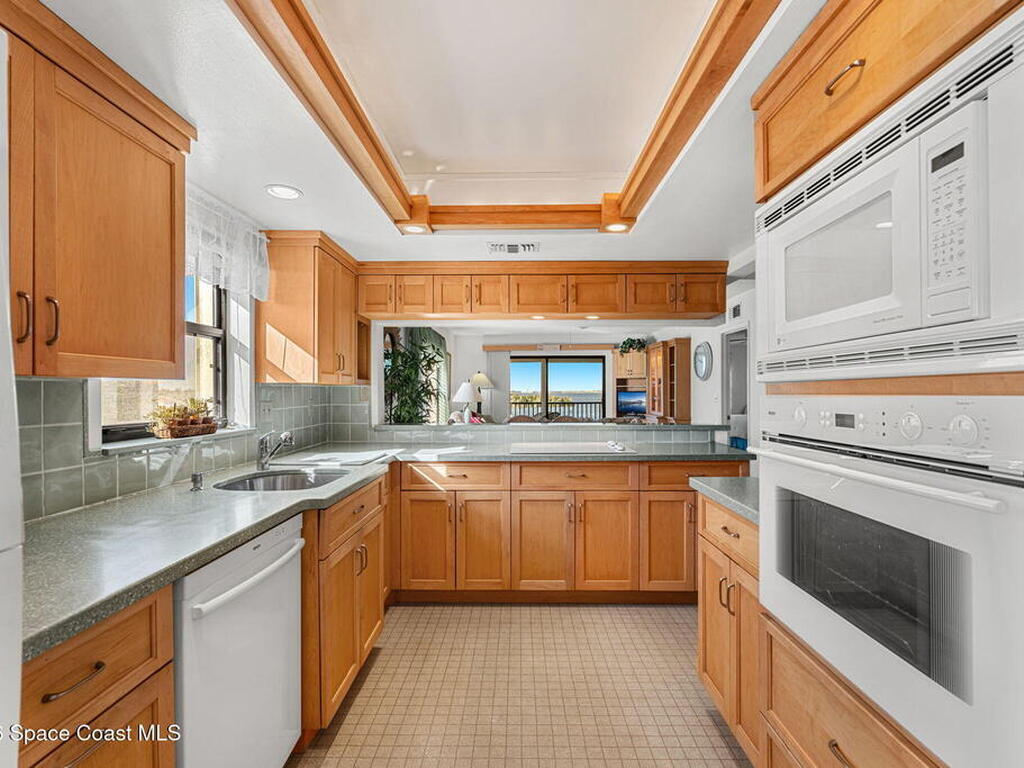 3165 N Atlantic Avenue, Cocoa Beach, FL 32931