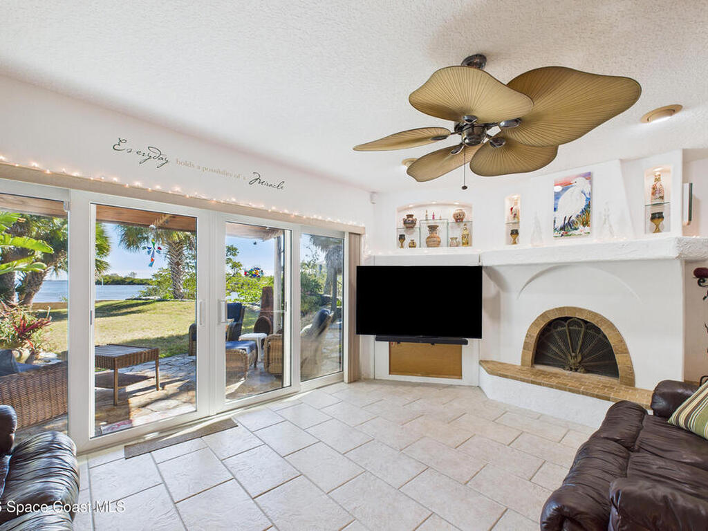 1755 S Harbor Drive, Merritt Island, FL 32952